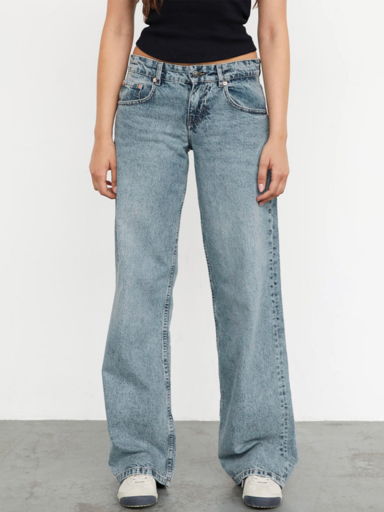 women's straight leg jeans - Image 11