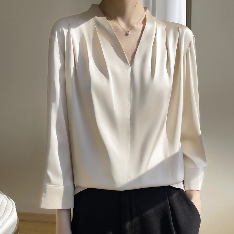 New simulation silk top satin chiffon V-neck top with seven quarter sleeves - Image 10
