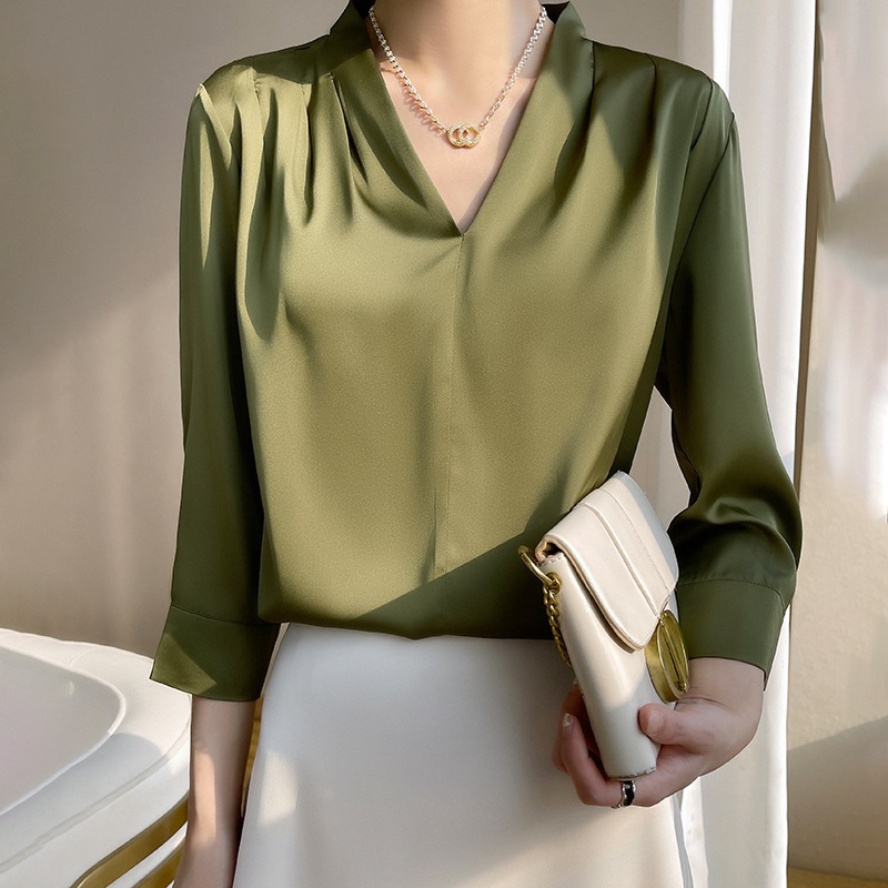 New simulation silk top satin chiffon V-neck top with seven quarter sleeves - Image 7