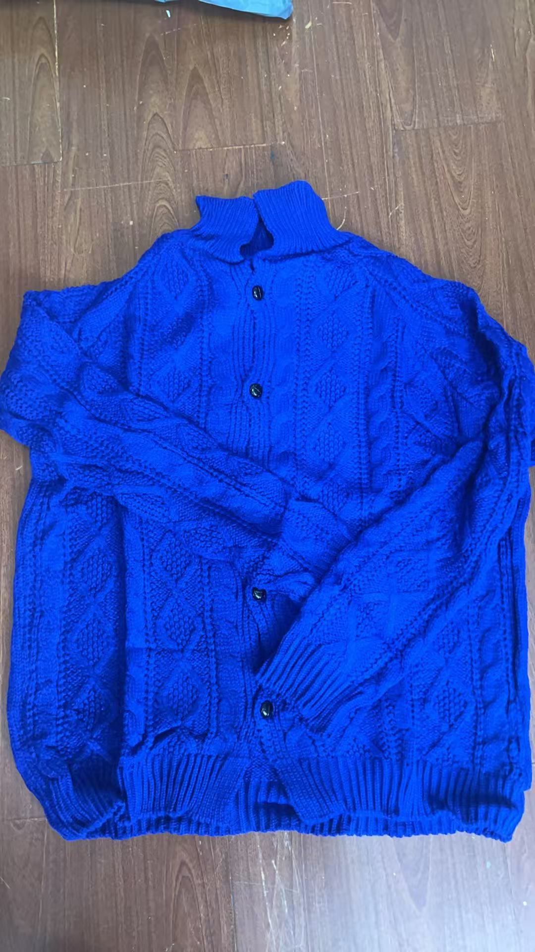 Men’s Thick Cable Knit Cardigan Sweater - Image 8